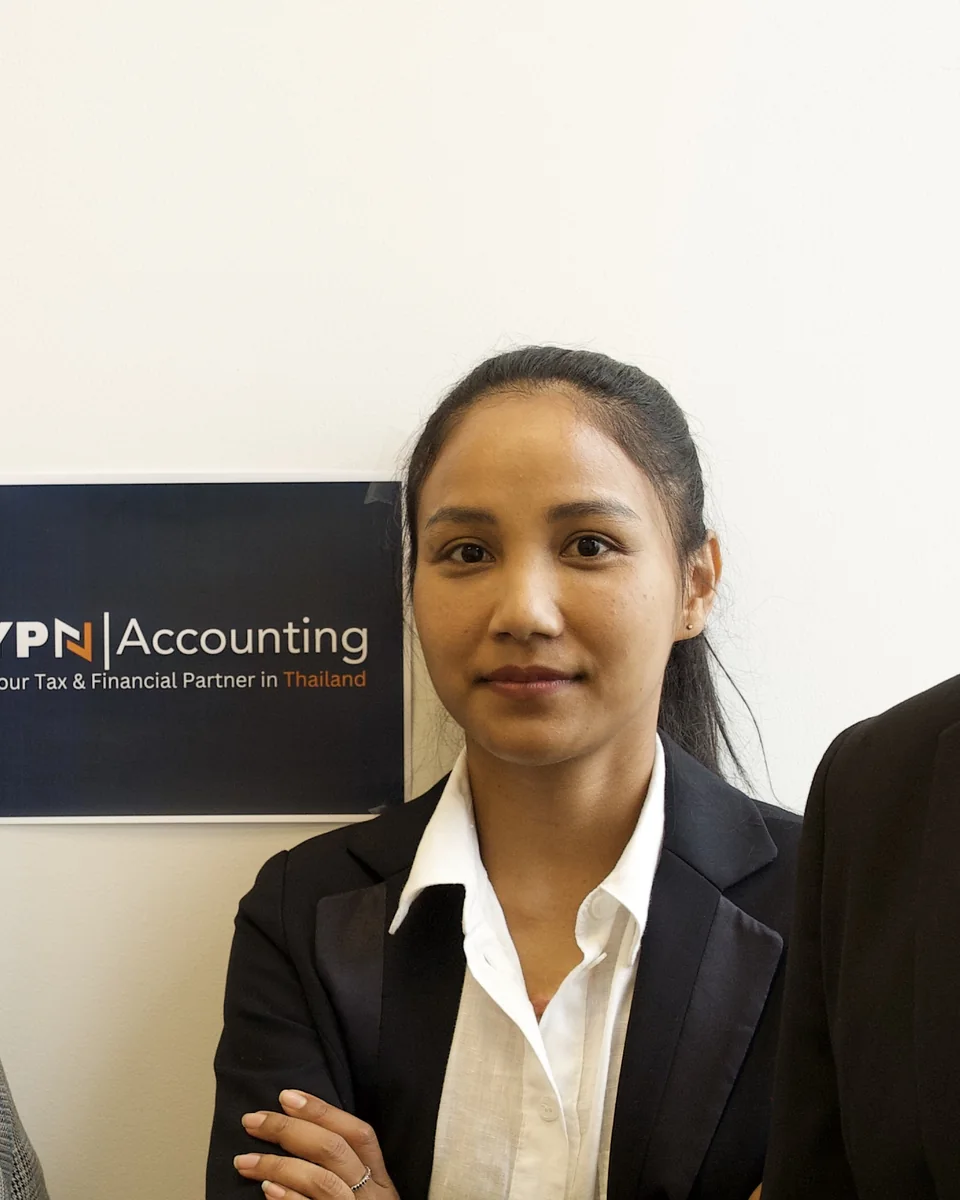 Yupin Numyen, CEO ของ YPN Accounting ในสำนักงานกรุงเทพฯ